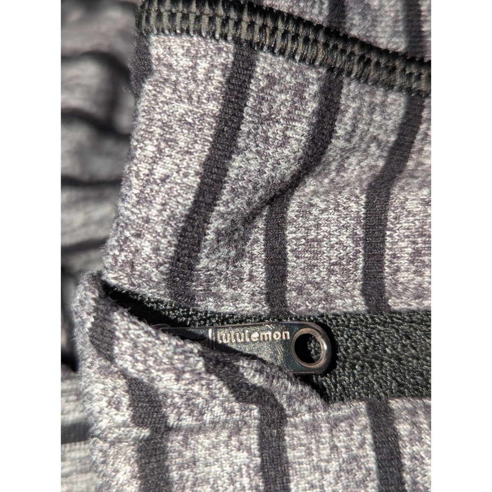 Lululemon Metal Vent Tech 1/2 Zip Pullover Mens Large Striped Long Sleeve - Picture 4 of 9